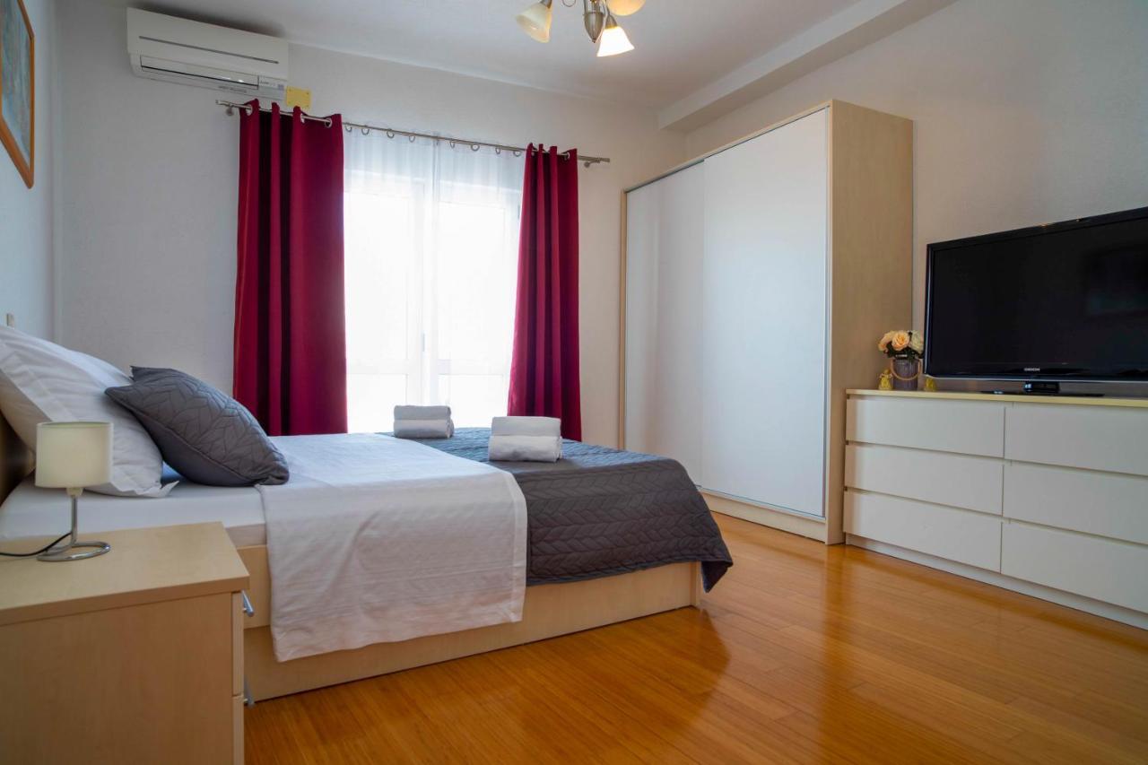 Apartman Ivana - Sea View With Garage *